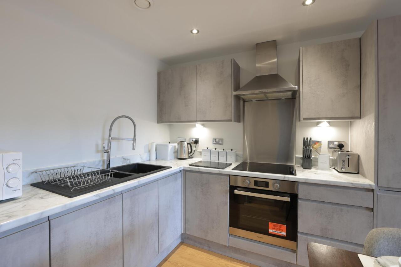 Southbank Leeds Apartment. New! With Free Parking Extérieur photo